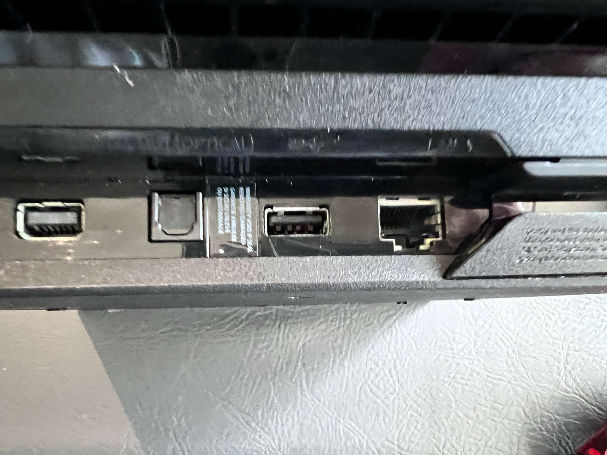 SONY PLAYSTATION 4 PRO - 1TB - 4K Gaming - MODEL CUH-7016B - PLEASE READ