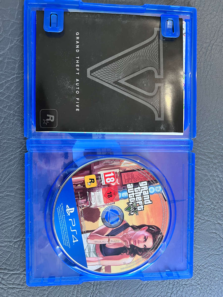 GTA - GRAND THEFT AUTO- PS4