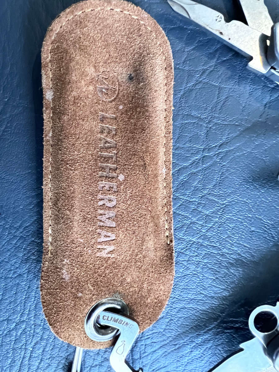 LEATHERMAN SIDEKICK + POUCH