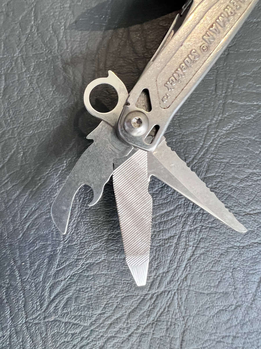 LEATHERMAN SIDEKICK + POUCH