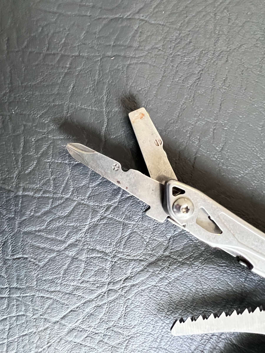 LEATHERMAN SIDEKICK + POUCH