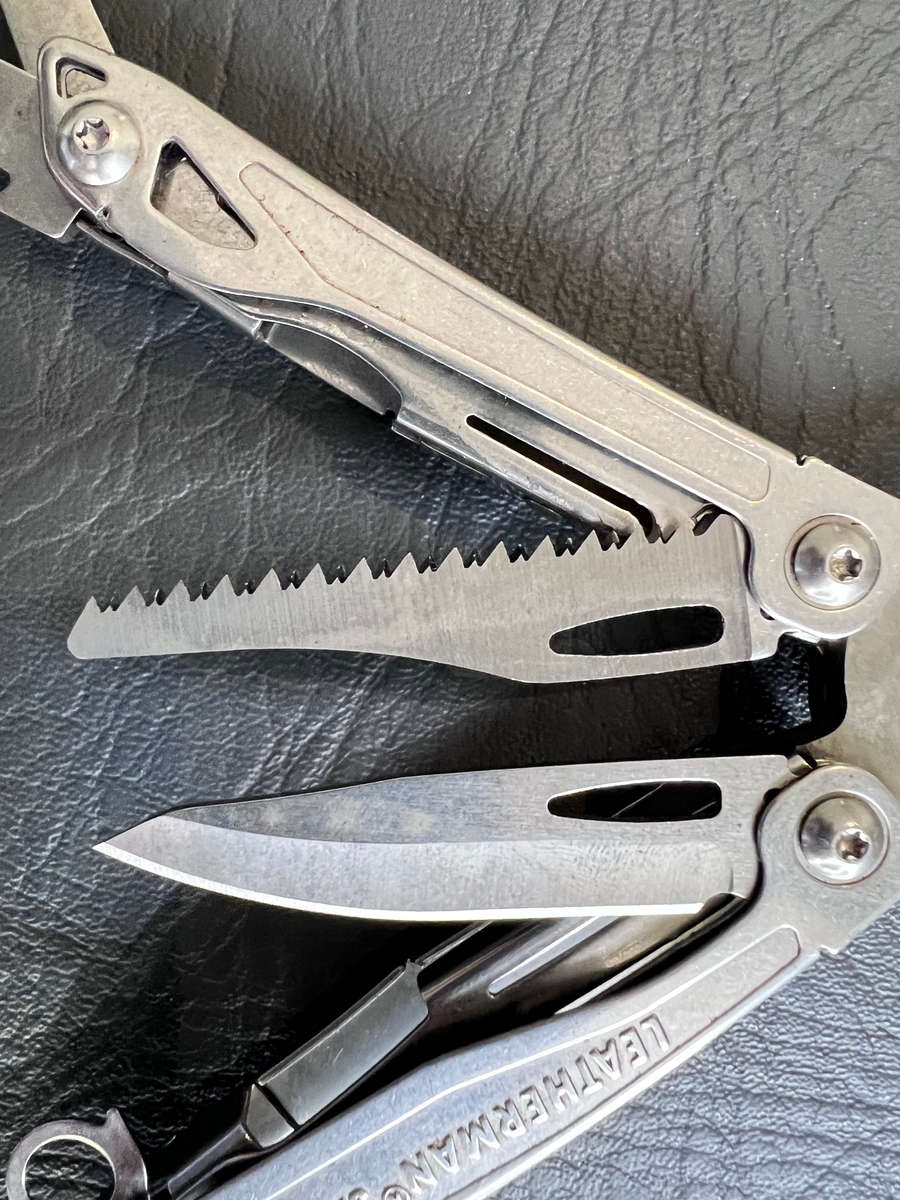 LEATHERMAN SIDEKICK + POUCH