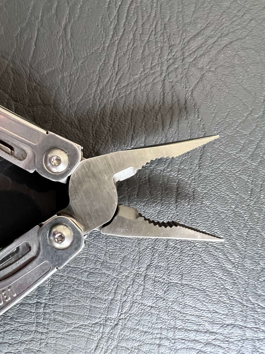LEATHERMAN SIDEKICK + POUCH