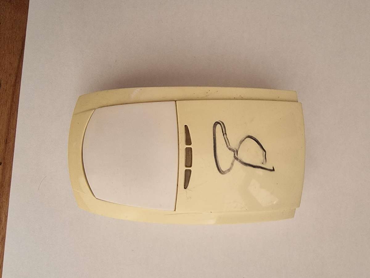 bargain bin mixed lot of security goodies