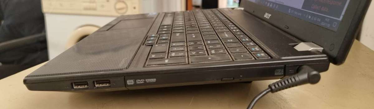 Late entry Superfast bargain Acer travelmate 5760 i5 ssd hhd 6gb ram  Windows 10