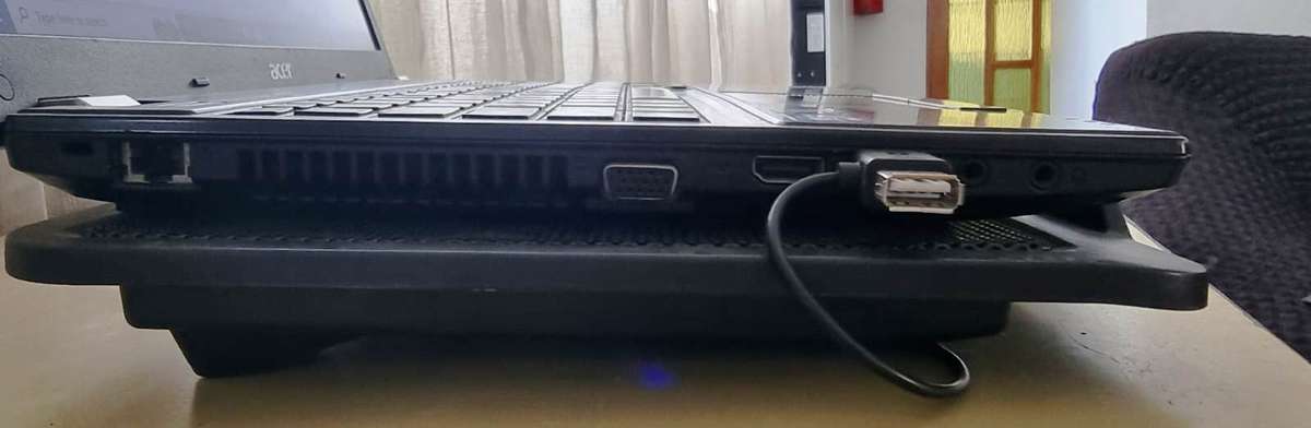 Late entry Superfast bargain Acer travelmate 5760 i5 ssd hhd 6gb ram  Windows 10