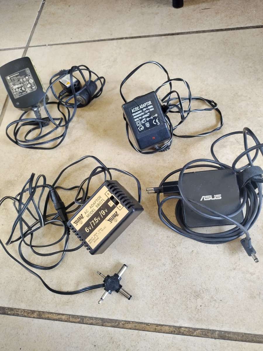 bargain bin mixed lot of electronics