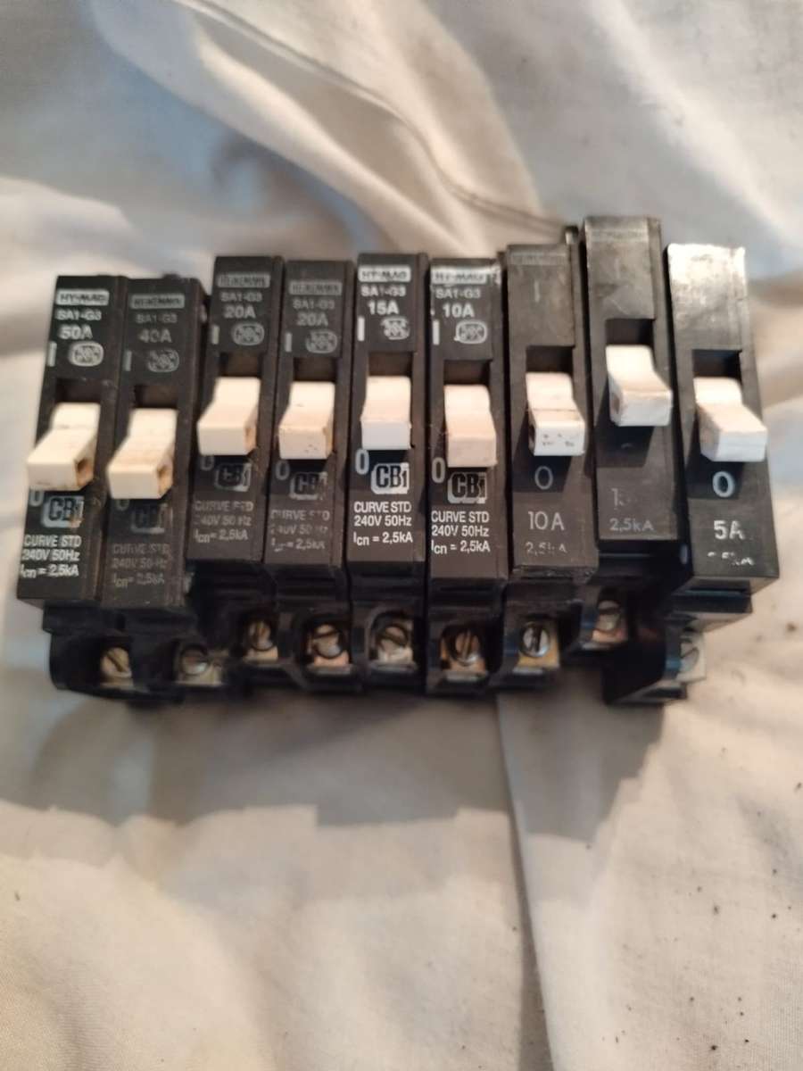 bargain bin mixed lot of electrical breakers