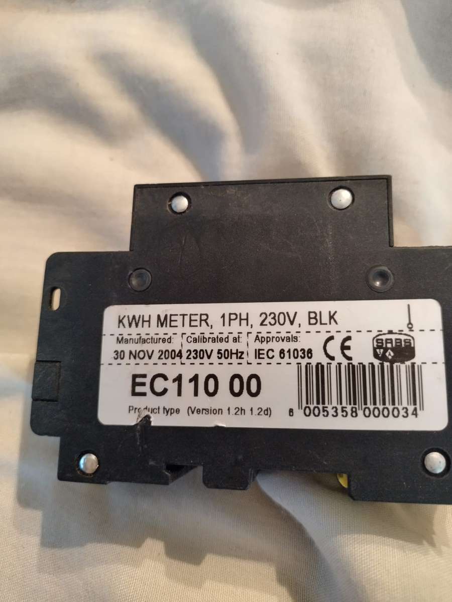 bargain bin mixed lot of electrical breakers