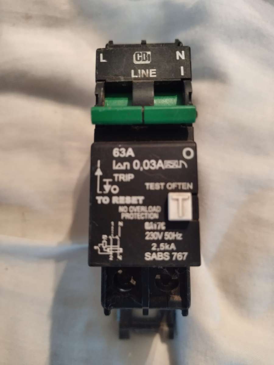 bargain bin mixed lot of electrical breakers