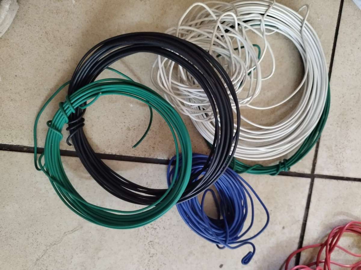 bargain bin mixed lot of electrical cables and house wire
