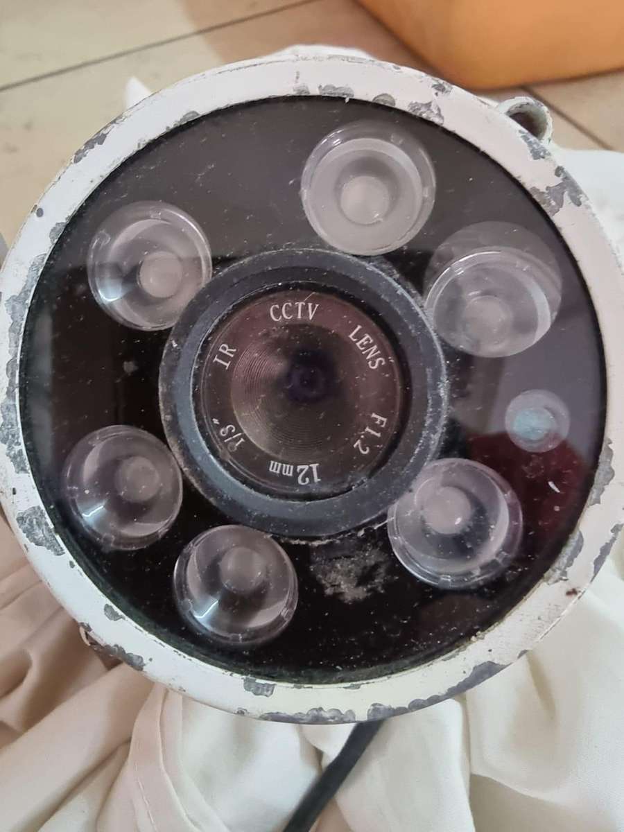 mixed lot of cctv cameras