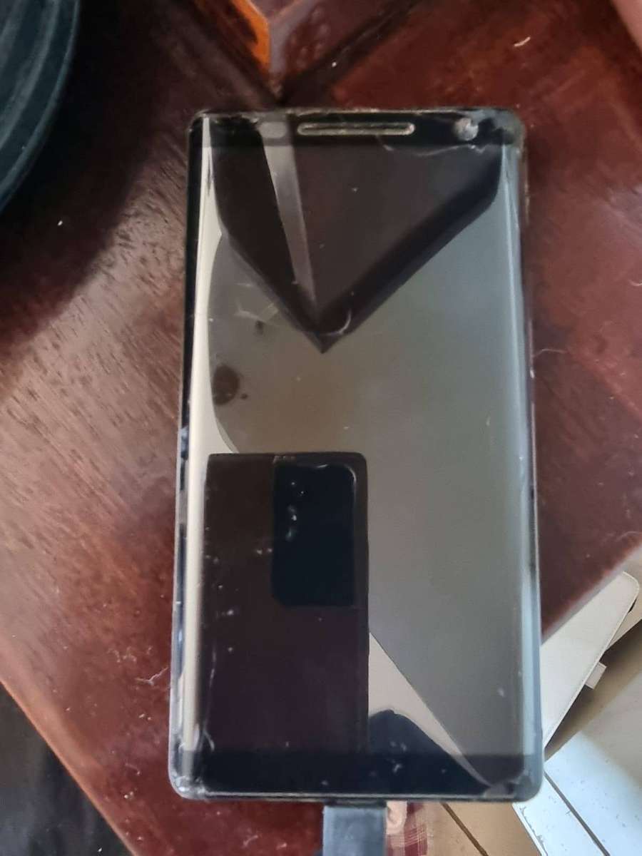 NOKIA 8 Sirocco 128GB Smartphone  6GB Ram Andriod 10*