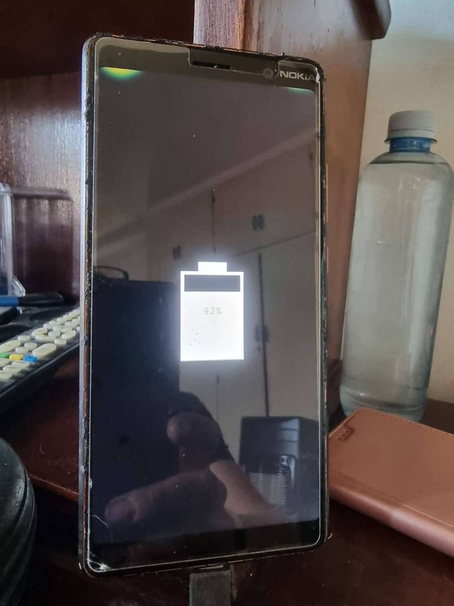 NOKIA 7 Plus 64GB Smartphone 4GB Ram Andriod 10*