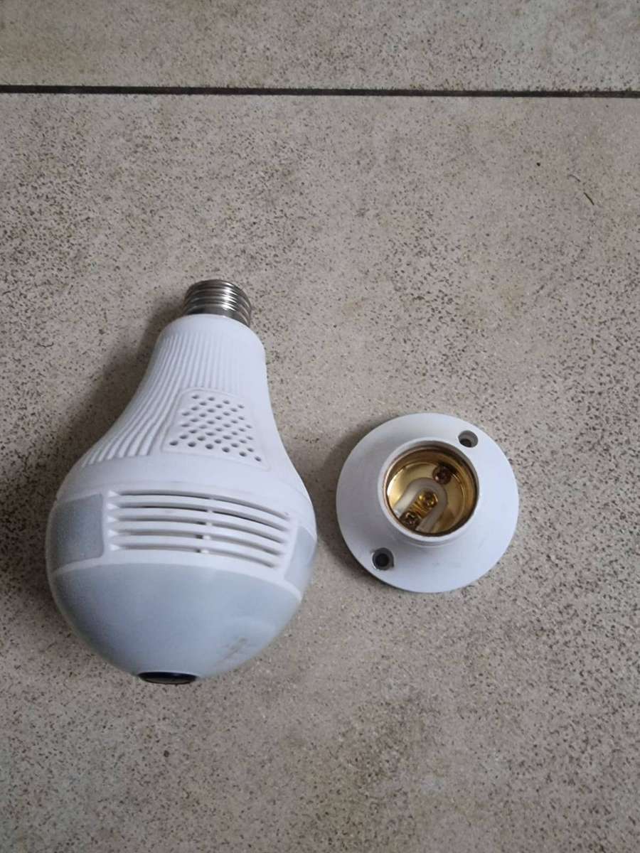 E27 WIFI 360 Bulb Camera - Mini Panoramic Fish Eye Camera - Night Vision, Support for Android/iOS..