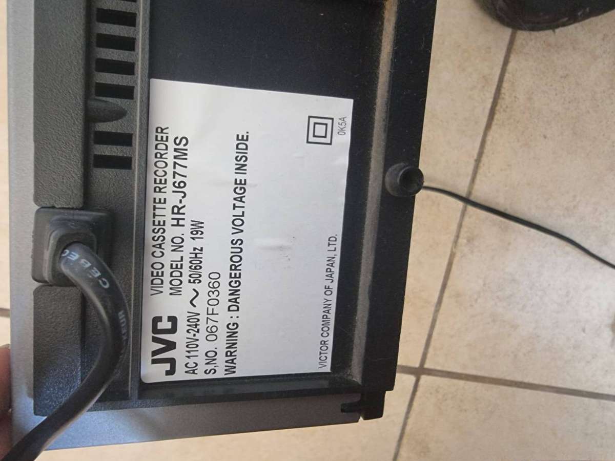 JVC Video casette recorder HR J677MS