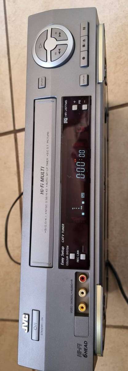 JVC Video casette recorder HR J677MS