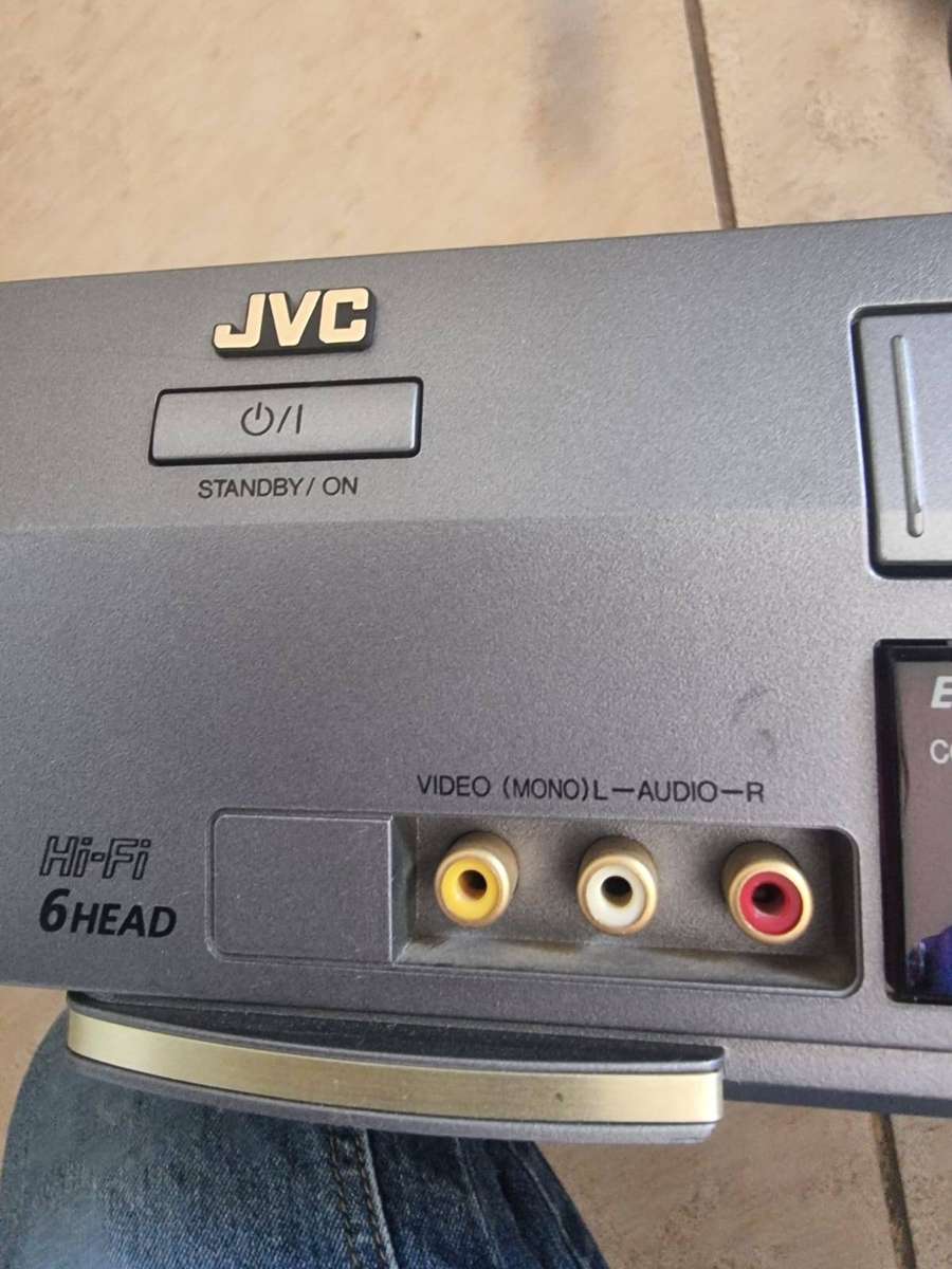 JVC Video casette recorder HR J677MS
