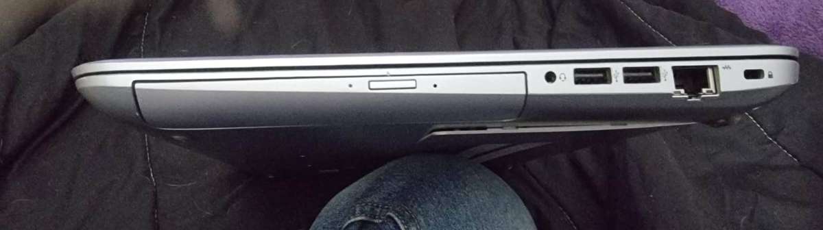 HP Proboo 450 04 1TB hhd 8gb ram 64bit Windows 10