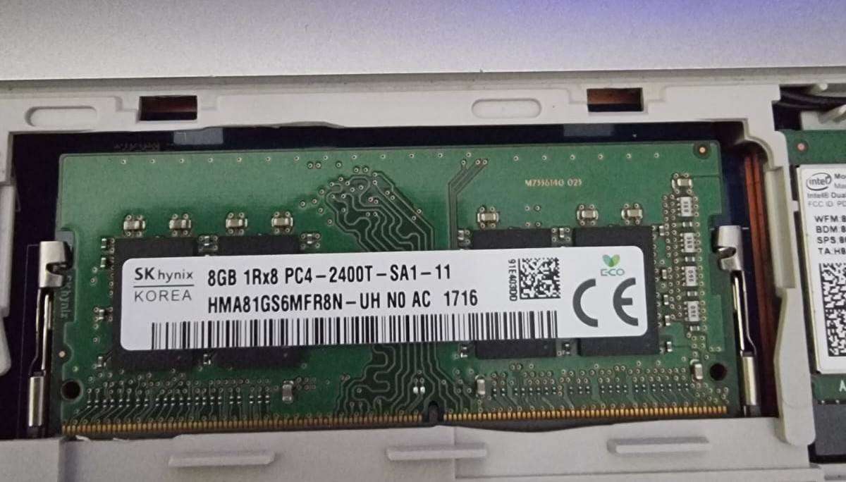 HP Proboo 450 04 1TB hhd 8gb ram 64bit Windows 10