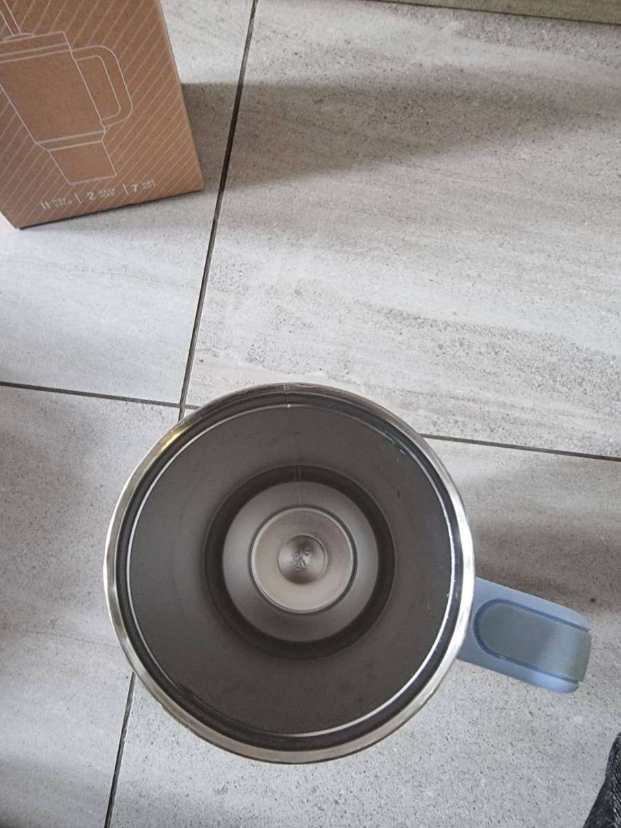 Late entry Super Bargain  Stanley The Quencher FlowState Tumbler, 1.18L