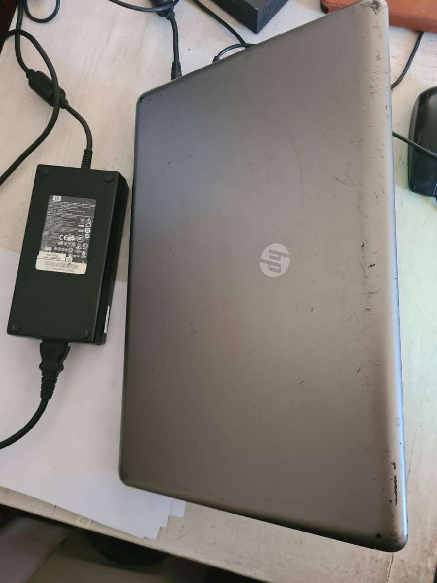 Super bargain HP 630 Intel Celeron  500GB hhd 4gb ram 64bit Windows 10