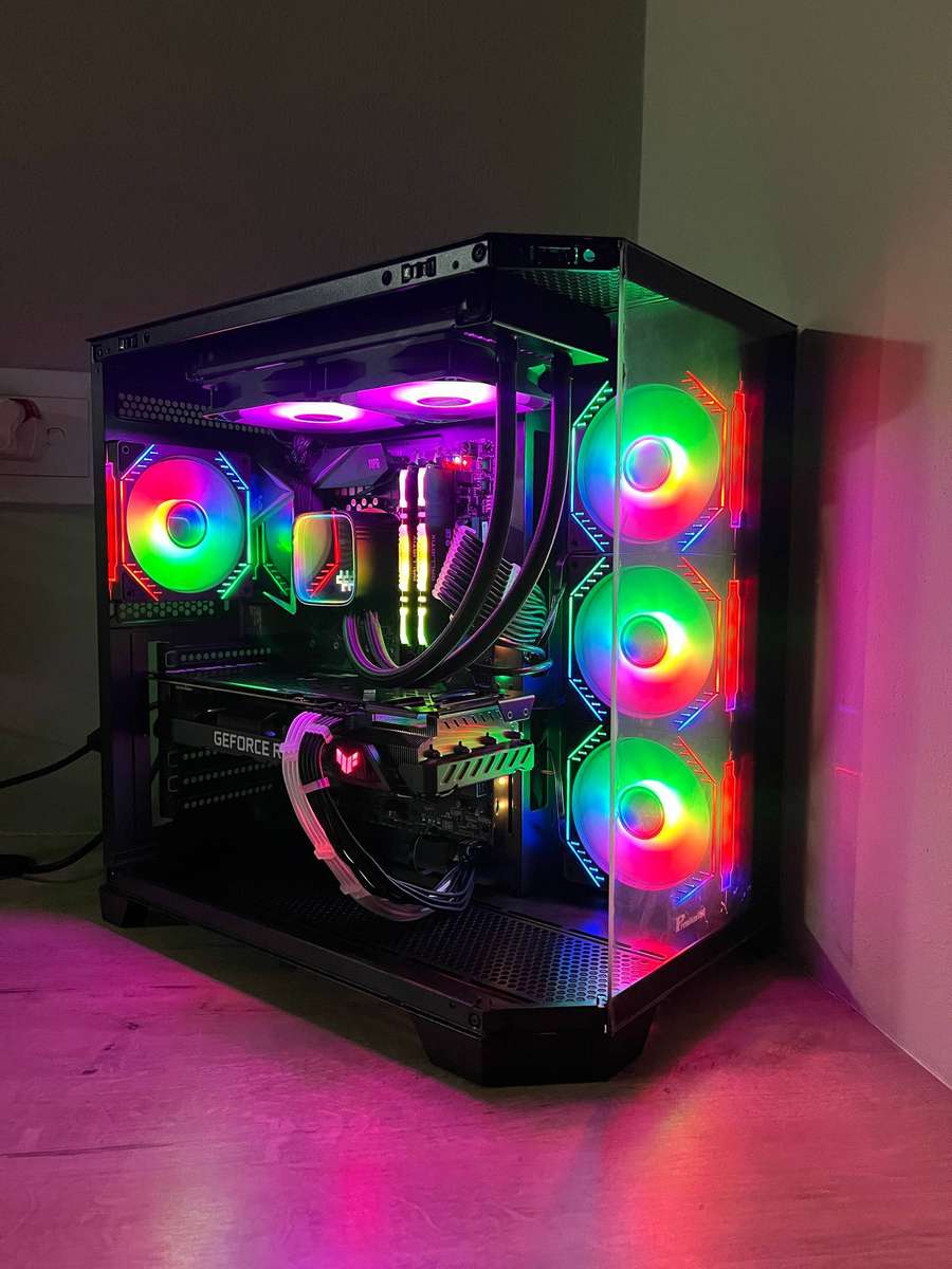 i7 9700 RTX 3070 Gaming PC AKA THE BOFRAMEEATER