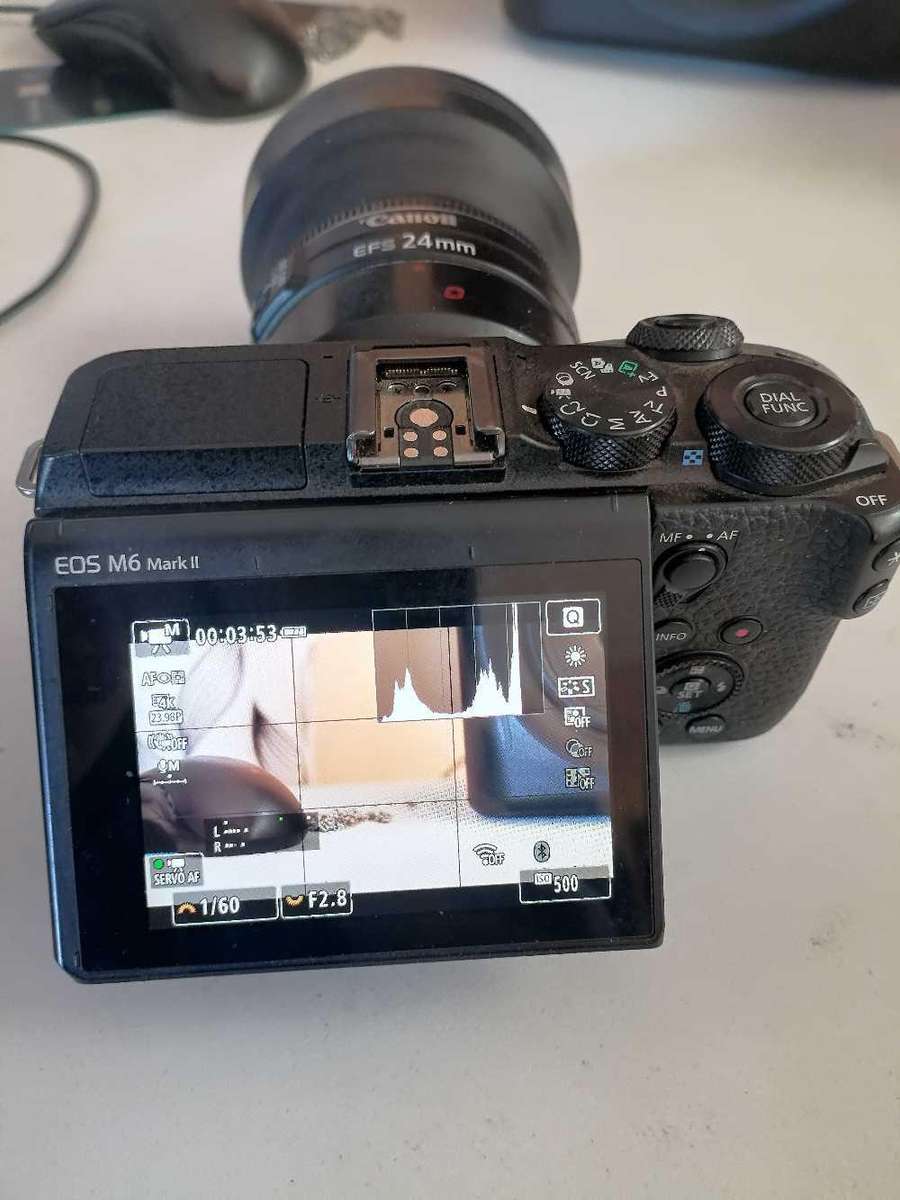 Canon m6 mark ii