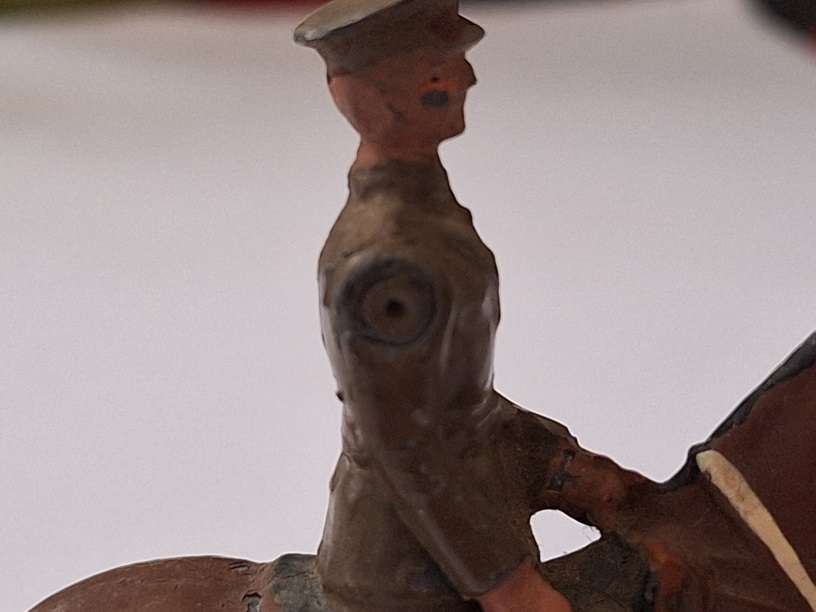 Britians lead soldiers and onr on horseback