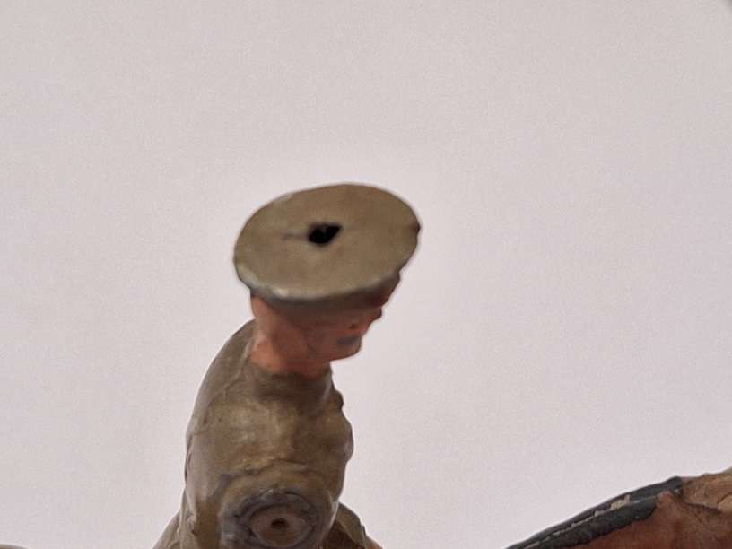 Britians lead soldiers and onr on horseback