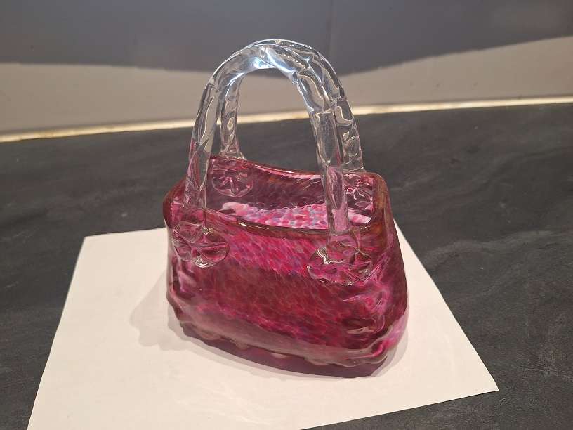 Stunning glass basket decor