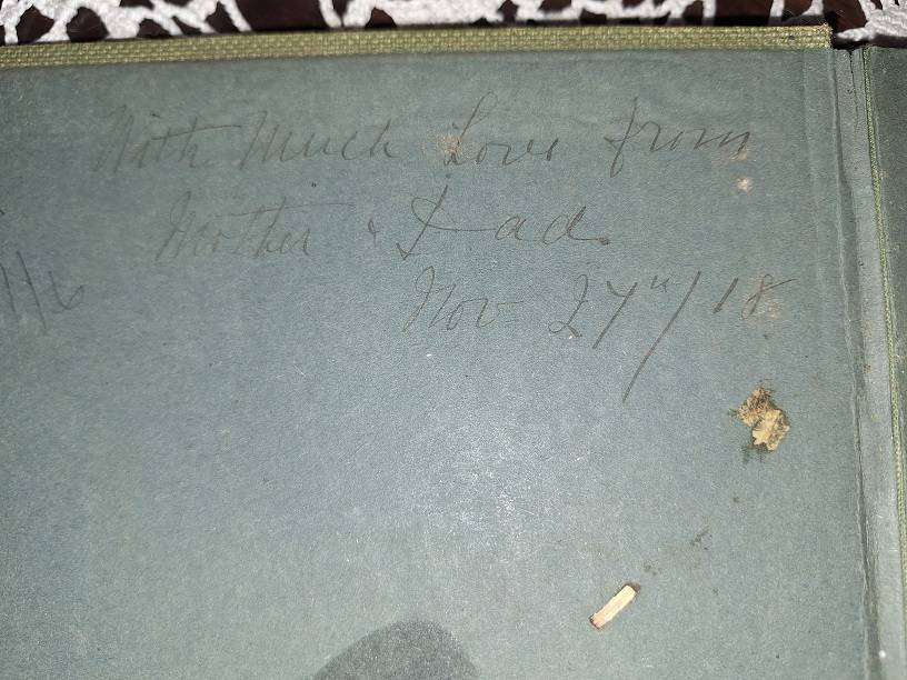 Antique photos from 1918 in album