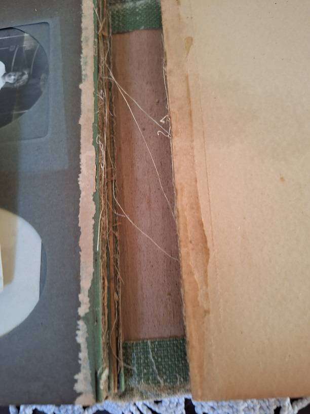 Antique photos from 1918 in album