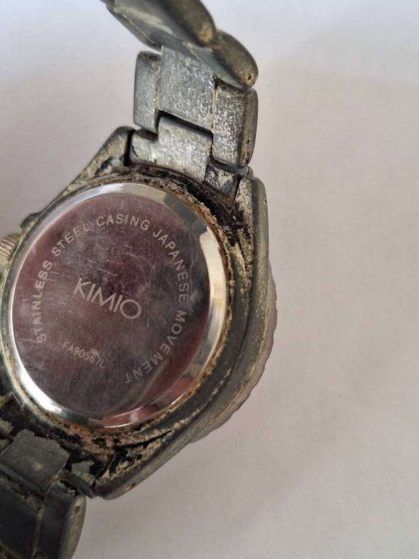 4 x Ladies watches not tested