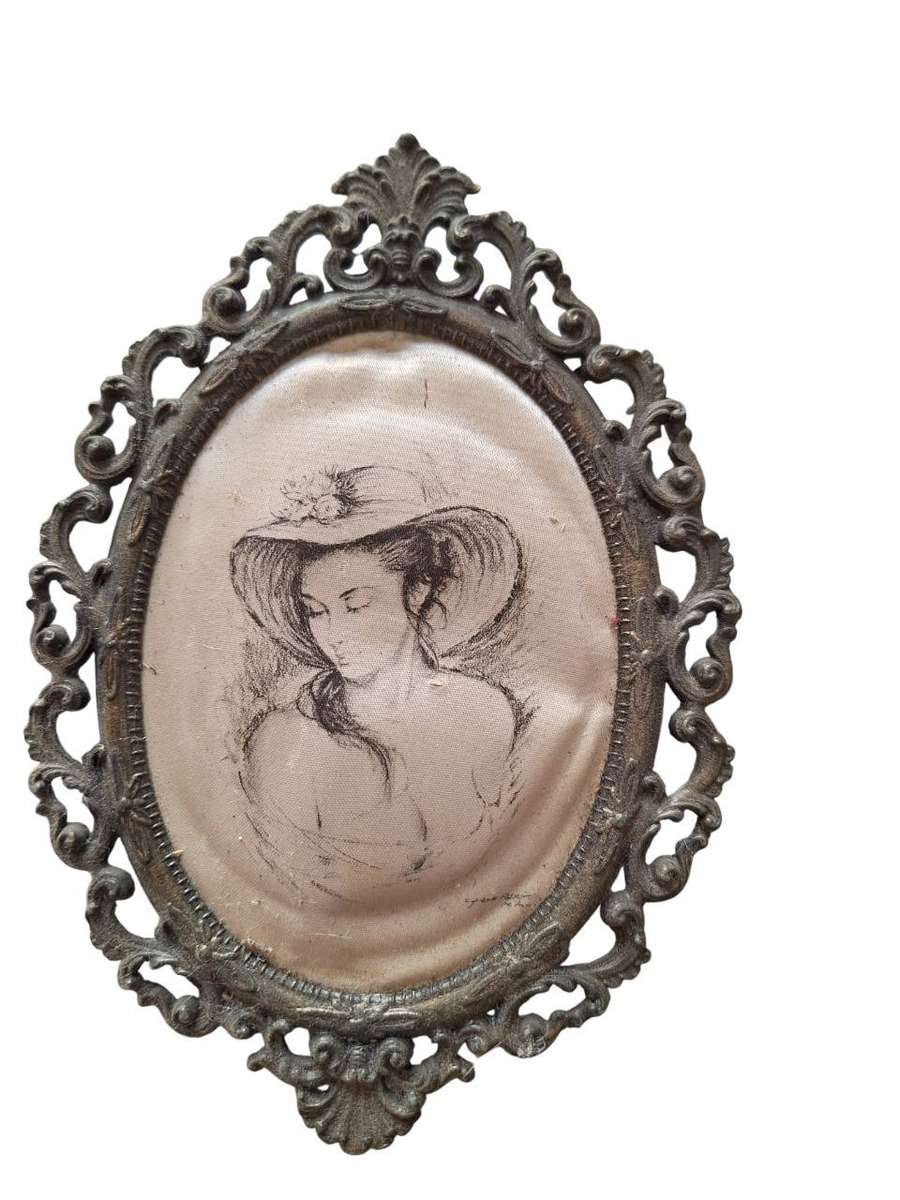 Vintage brass frames from Italy