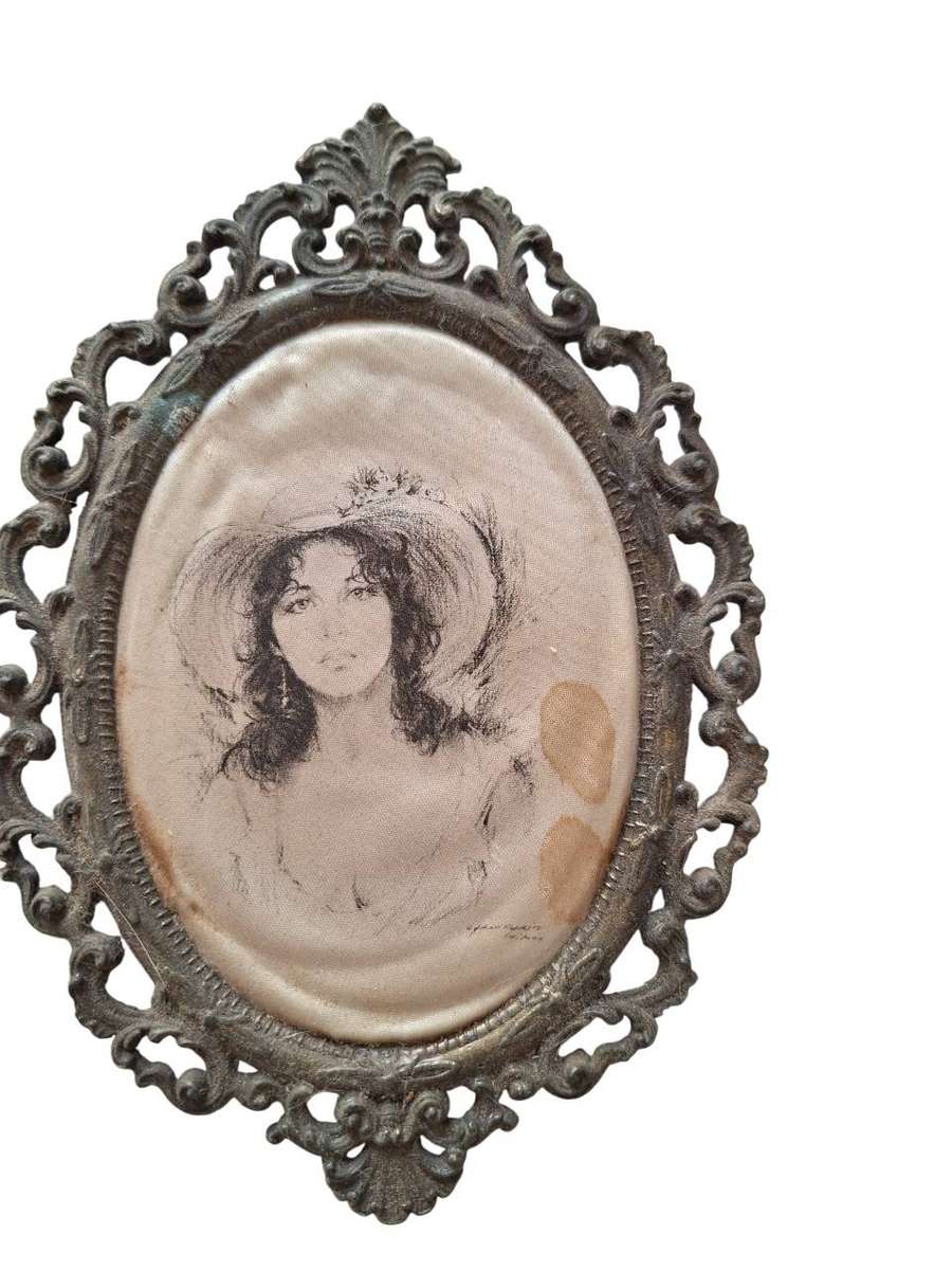 Vintage brass frames from Italy