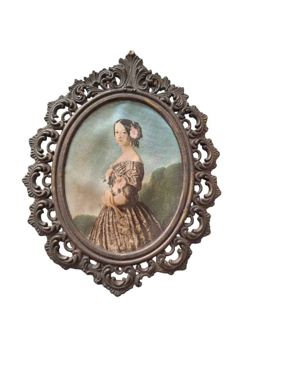 Vintage brass frames from Italy