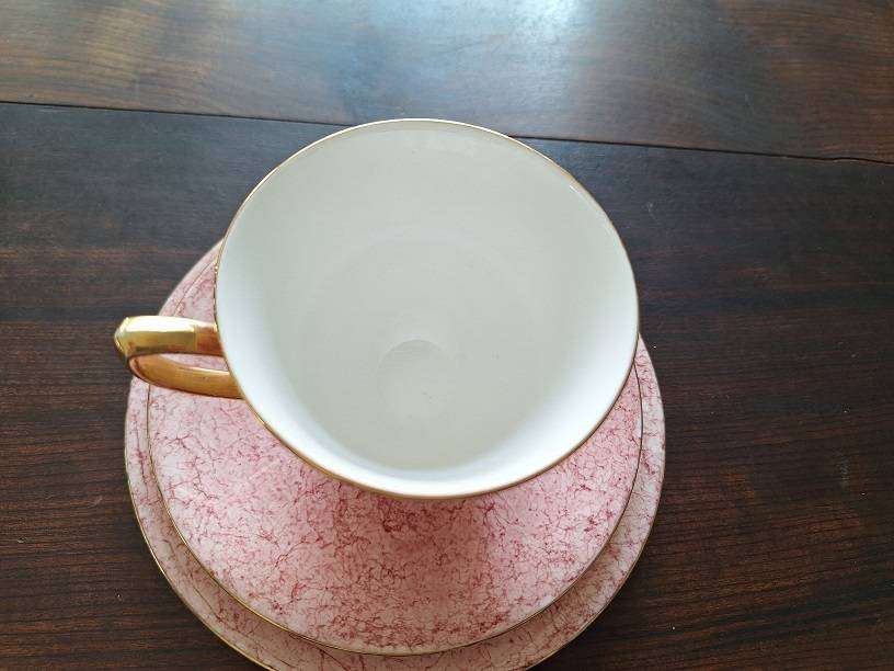 Royal Albert Gossamer trio