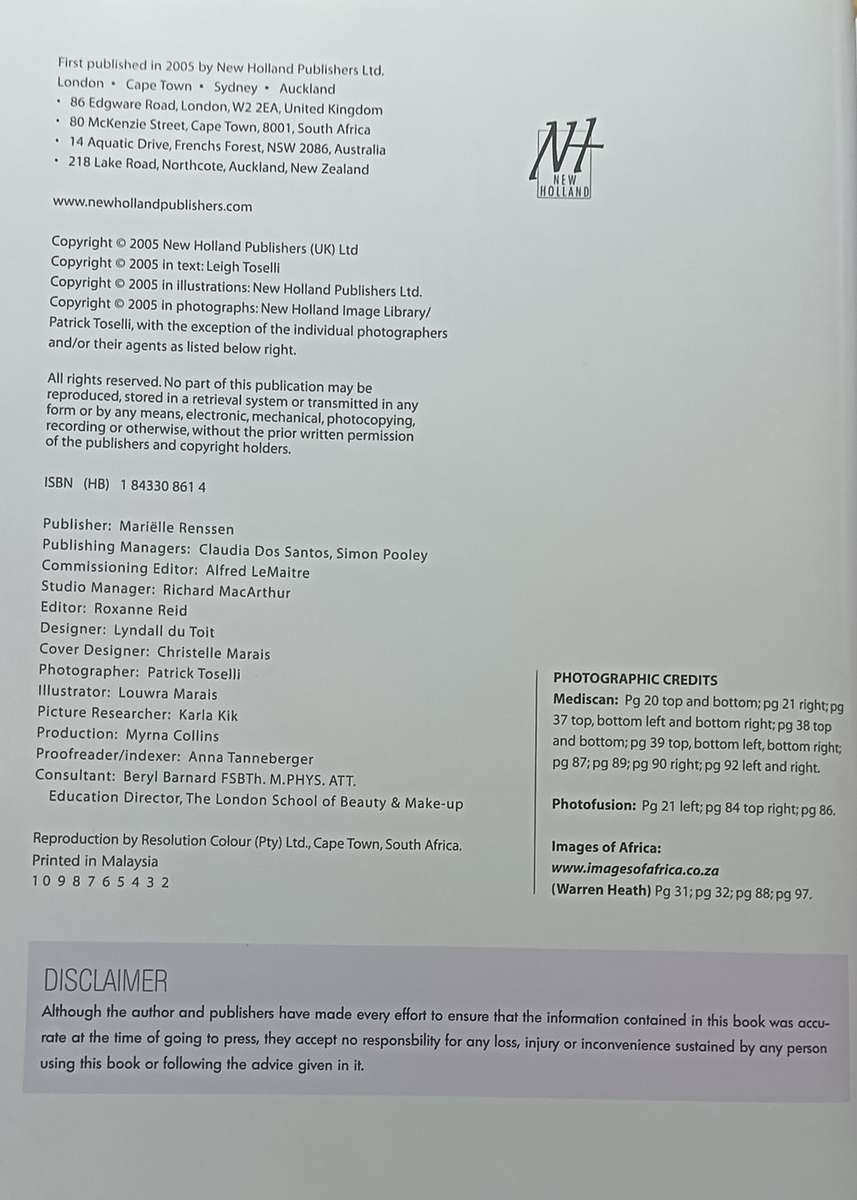 A complete Guide to Manicure and Pedicure - Leigh Toselli - Hardcover - 128 pages