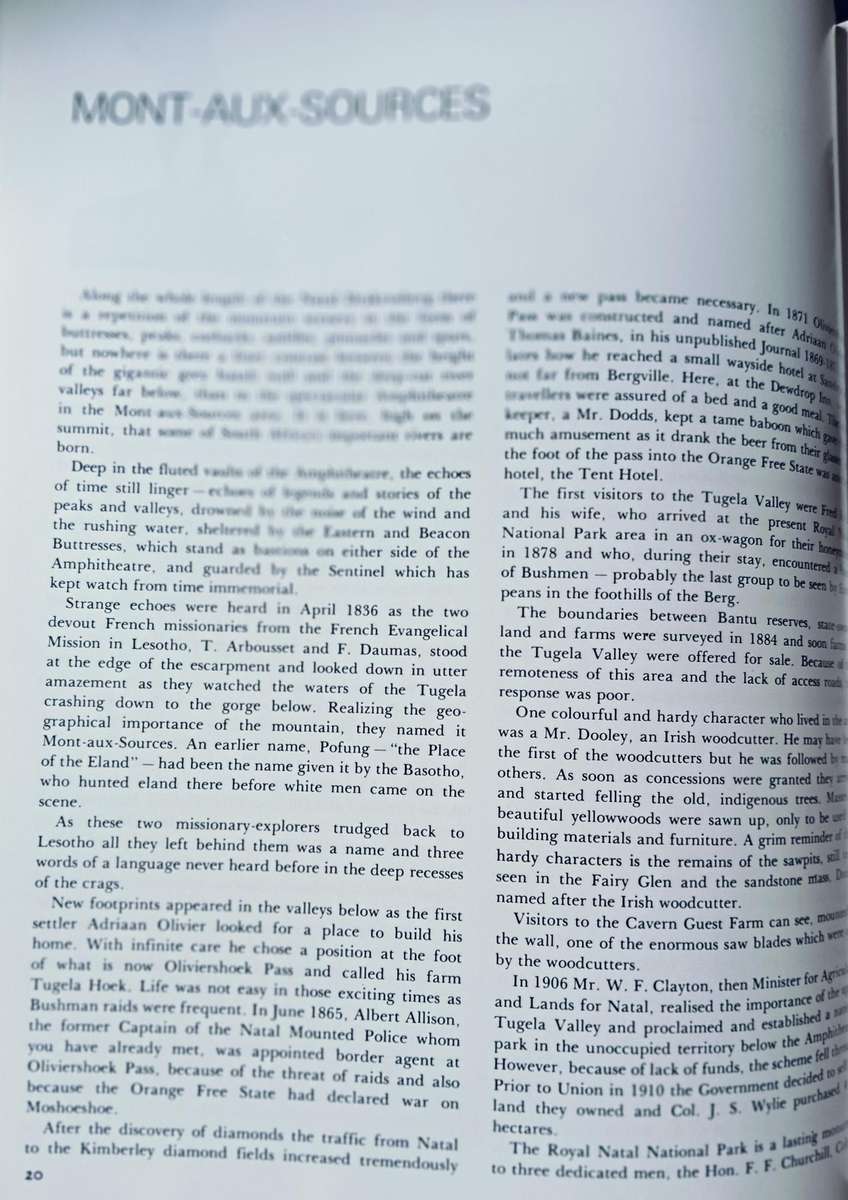 The Natal Drakensberg - David A. Dodds - Hardcover - 128 pages