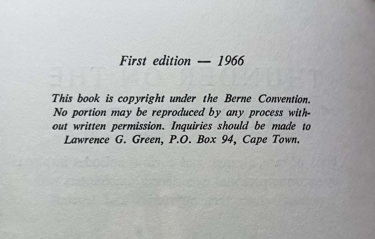 Thunder on the Blaauwberg - Lawrence G. Green - Hardcover - 299 pages 1st Edition