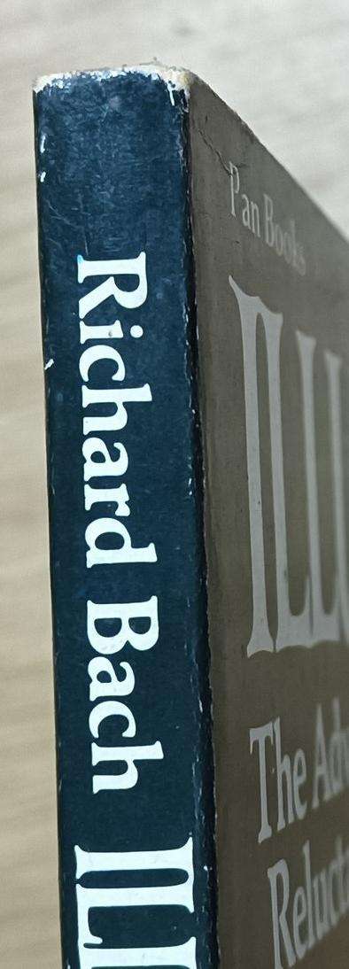 Illusions - The Adventures of a Reluctant Messiah - Richard Bach - Softcover - 144 pages