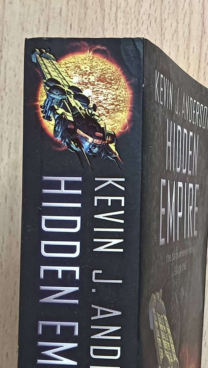 Hidden Empire - Kevin J. Anderson - Softcover - 704 pages