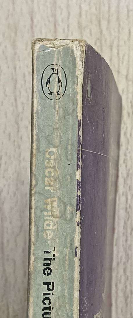 The Picture of Dorian Gray - Oscar Wilde - Softcover - 248 pages - A Penguin Classic