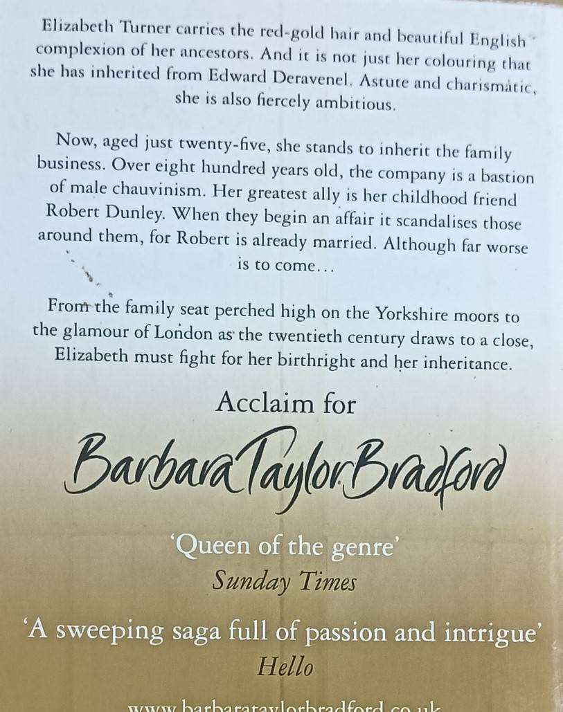 Being Elizabeth - Barbara Taylor Bradford - Softcover - 446 pages