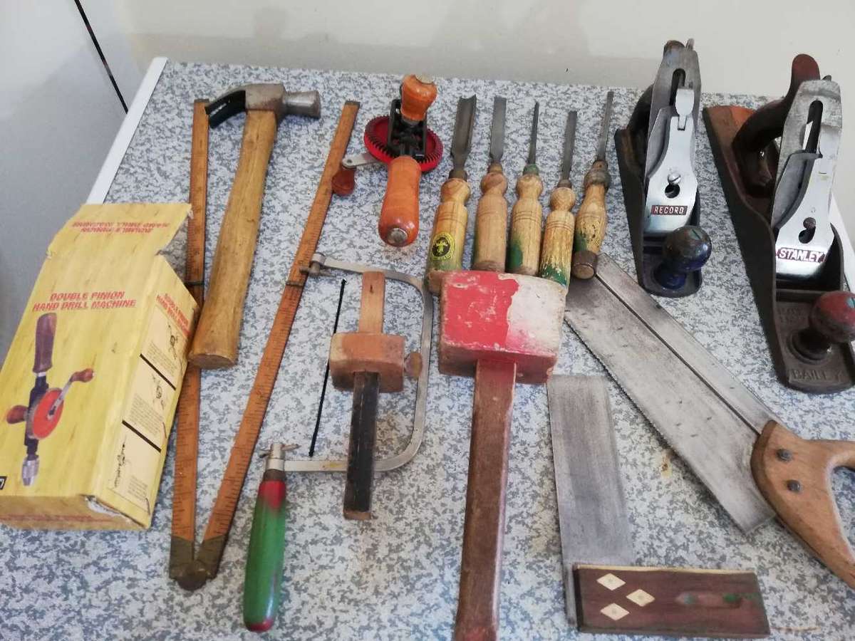 Vintage tool combo 12 items plus 5 chisels