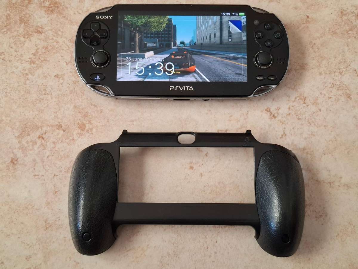 Sony Playstation Vita + SD2Vita