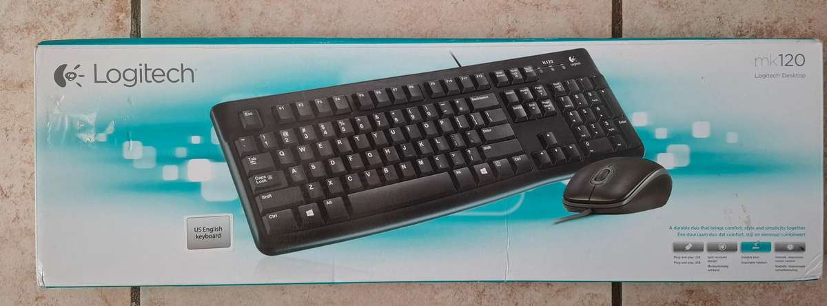 Asus PN40 Mini PC (Windows 11 Pro, 240 GB SSD, 8 GB Ram) + Logitech Keyboard & Mouse set