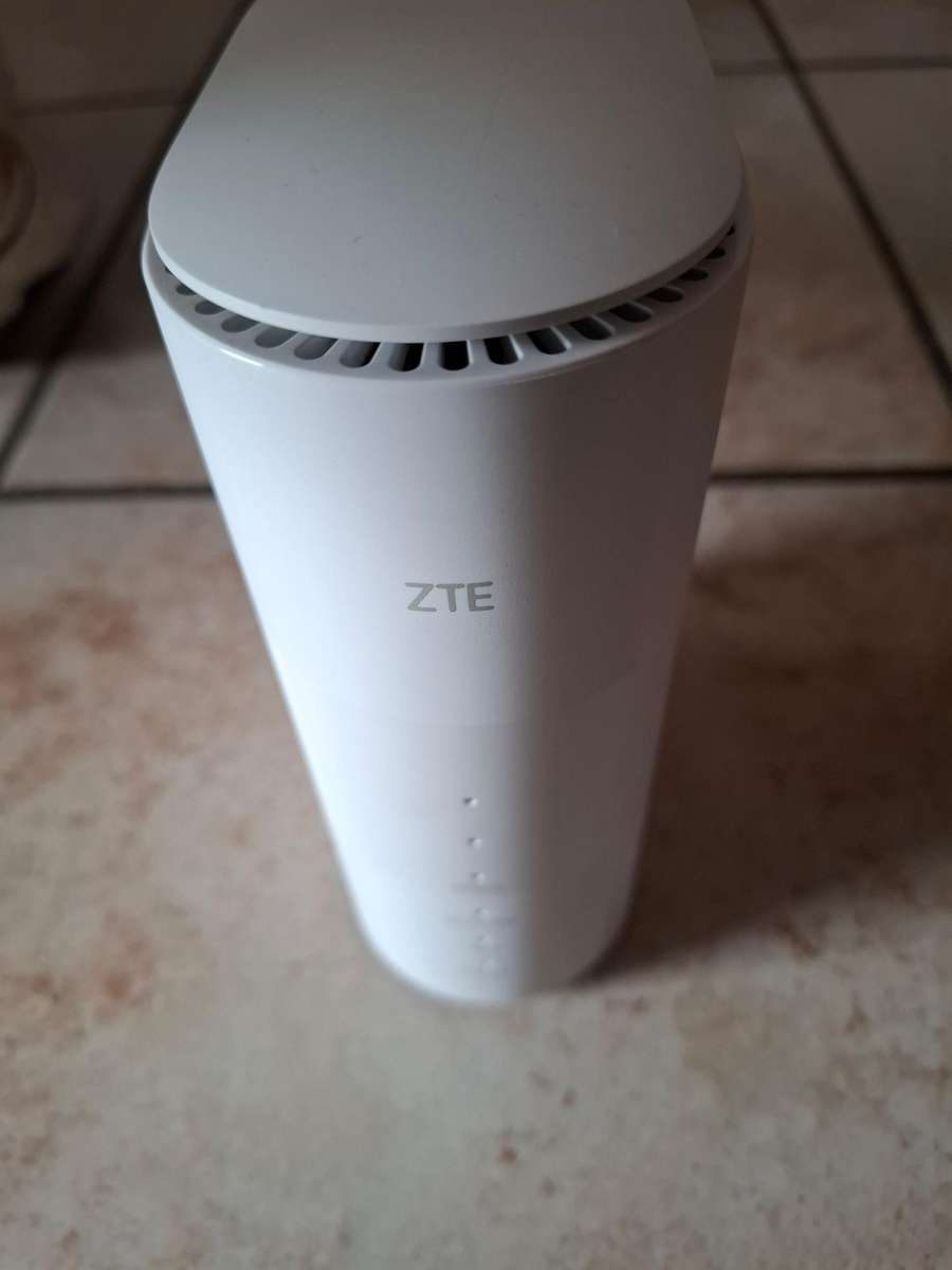 ZTE MC801A 5G router