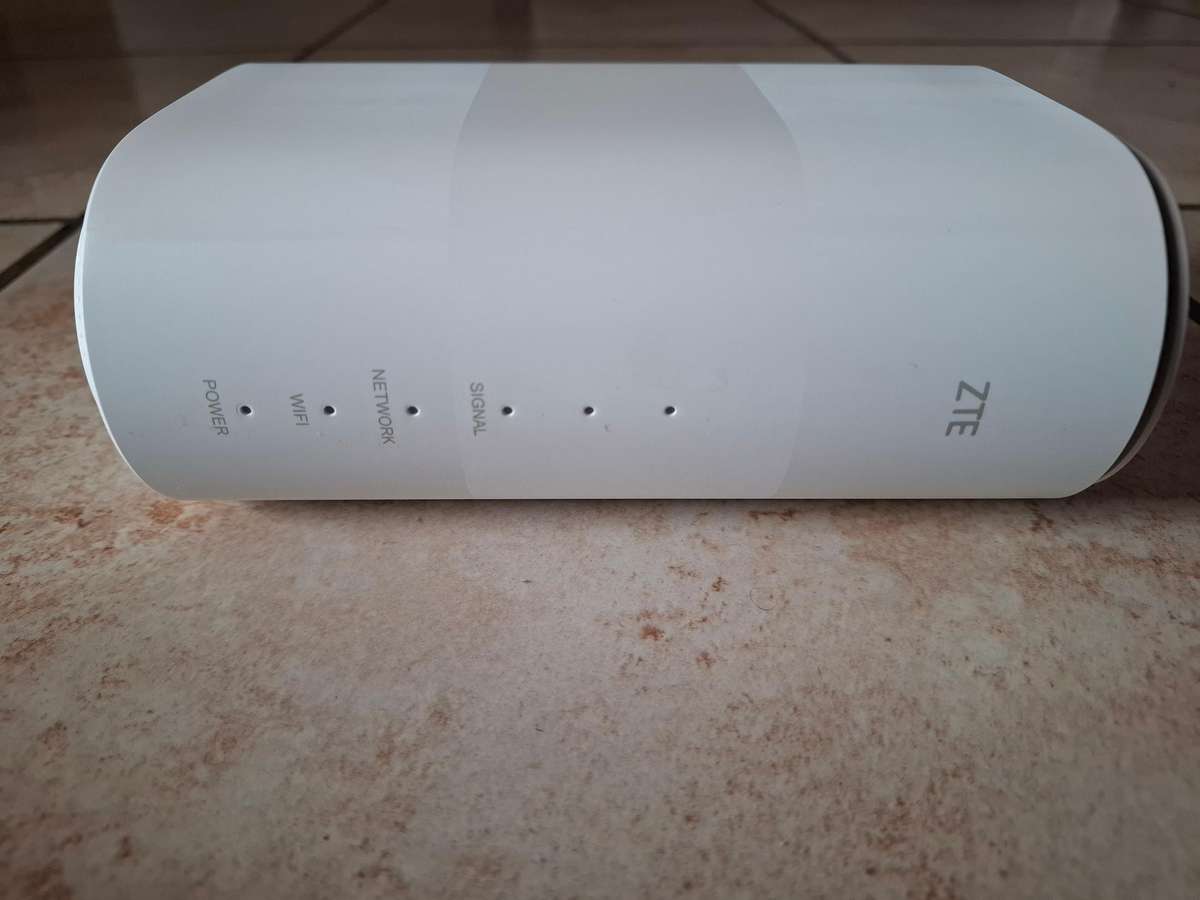 ZTE MC801A 5G router